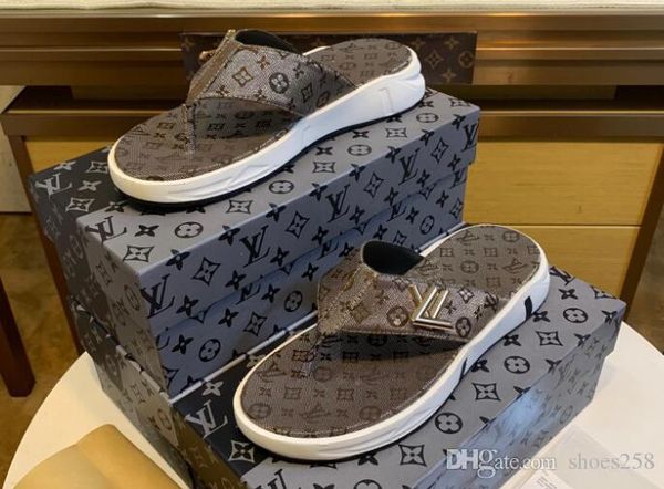 19 brand new luxury de igner men lipper pu leather lipper hoe beach lide black white fa hion medu a men andal
19 brand new luxury de igner men lipper pu leather lipper hoe beach lide black white fa hion medu a men andal