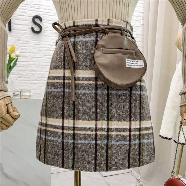 woolen short skirt female high waist a word skirt 2020 new loose thin outside wearing plaid, Black
woolen short skirt female high waist a word skirt 2020 new loose thin outside wearing plaid, Black