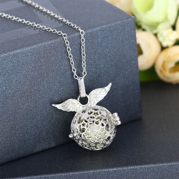 angel baby noctilucent pearl necklace music of stringed instruments bead box pendant clusters of stars silver luminescence ornaments
angel baby noctilucent pearl necklace music of stringed instruments bead box pendant clusters of stars silver luminescence ornaments