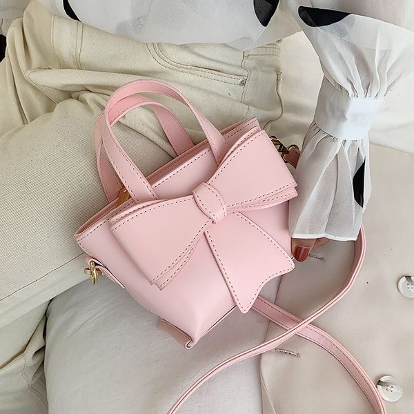 new original design fashion bow bucket bag & elegant shoulder bag crossbody width 20cm height 13cm thickness 8cm
new original design fashion bow bucket bag & elegant shoulder bag crossbody width 20cm height 13cm thickness 8cm