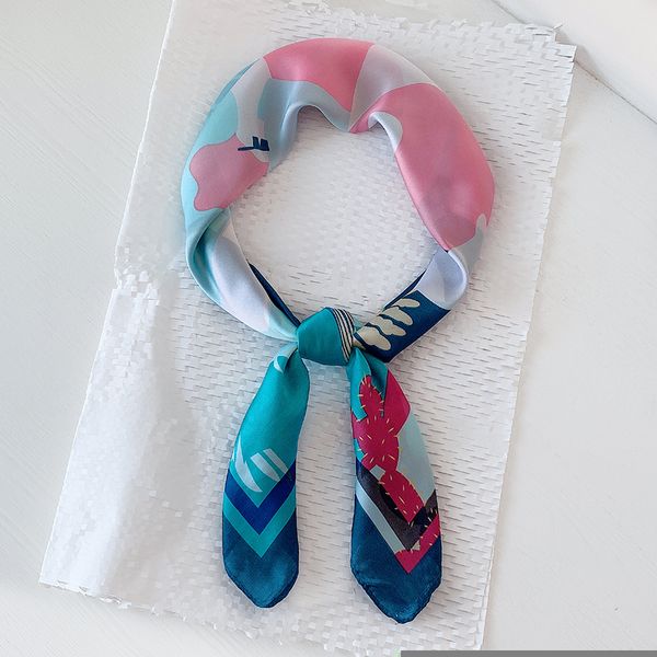70cm silk scarf women Small square scarf Ladies spring and autumn professional thin casual and versatile Head scarf bib
70cm silk scarf women Small square scarf Ladies spring and autumn professional thin casual and versatile Head scarf bib