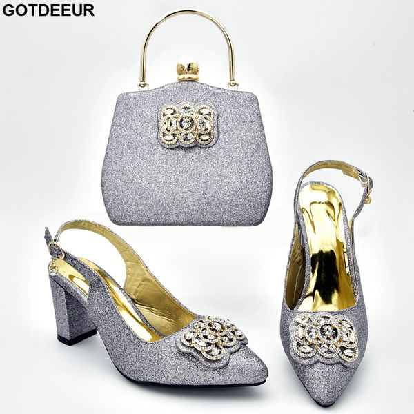 new italian shoe and bag set for party in women nigerian women wedding with bag set decorated with rhinestone luxury shoes, Black
new italian shoe and bag set for party in women nigerian women wedding with bag set decorated with rhinestone luxury shoes, Black
