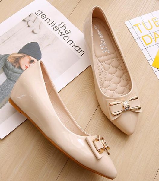 2019 women's shoes in spring and autumn with new style slope heel pointed end bowknot @46, Black
2019 women's shoes in spring and autumn with new style slope heel pointed end bowknot @46, Black