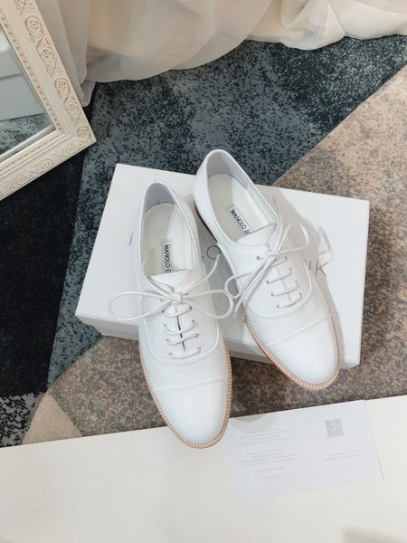 2020 fashion high-end design luxury leather casual shoes rock carved flats sports ladies casual shoes
2020 fashion high-end design luxury leather casual shoes rock carved flats sports ladies casual shoes