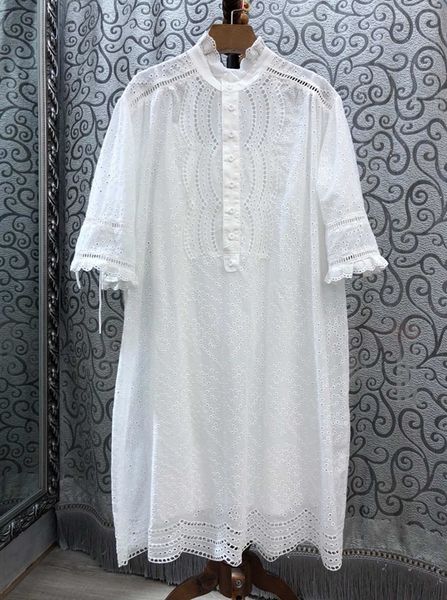 2019 summer new water-soluble embroidered hollow sleeve loose dress 509, Black;gray
2019 summer new water-soluble embroidered hollow sleeve loose dress 509, Black;gray
