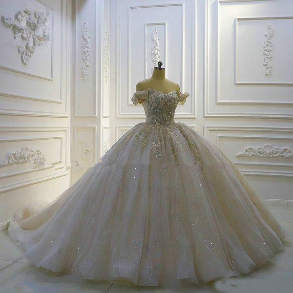 2020 off shoulder luxury ball gown wedding dresses sequins 3d floral appliques cathedral bridal gown lace up vintage wedding dress, White
2020 off shoulder luxury ball gown wedding dresses sequins 3d floral appliques cathedral bridal gown lace up vintage wedding dress, White