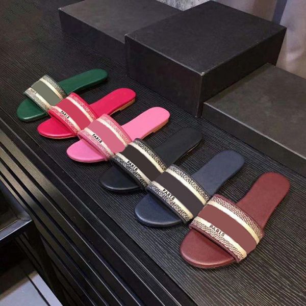 2019 letter women sandals designer slide summer fashion wide flat sandals slipper original box size:35-42, Black
2019 letter women sandals designer slide summer fashion wide flat sandals slipper original box size:35-42, Black