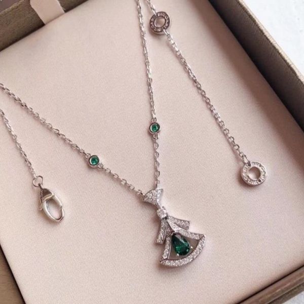 pendant necklaces s925 sterling silver diamonds necklaces for women christmas new year present gift
pendant necklaces s925 sterling silver diamonds necklaces for women christmas new year present gift
