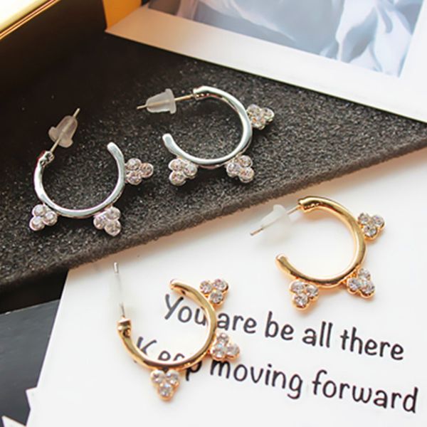 New Flower Crystal Hoop Earrings Punk Style Roud Circle Earring With Flower Golden Silver Color Dropshipping Jewelry E0315
New Flower Crystal Hoop Earrings Punk Style Roud Circle Earring With Flower Golden Silver Color Dropshipping Jewelry E0315