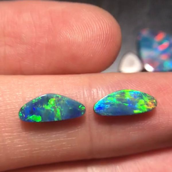 опал gemstone 2.140ct 2pcs нађѬалнй опал бѬиллианове 525 авѬали пѬоиождение пђ, Black
опал gemstone 2.140ct 2pcs нађѬалнй опал бѬиллианове 525 авѬали пѬоиождение пђ, Black