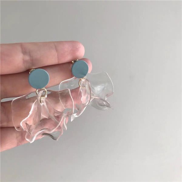 women fashion 2020 bohemian temperament vacationes transparent petal earring female korean personality big flower jewelry, Silver
women fashion 2020 bohemian temperament vacationes transparent petal earring female korean personality big flower jewelry, Silver