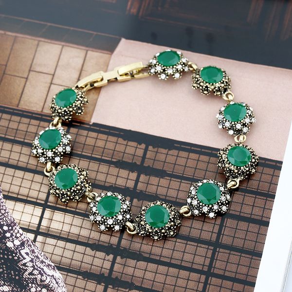 new fashion temperament rhine stonre bracelet foreign trade creative personality jewelry explosions jewelry, White
new fashion temperament rhine stonre bracelet foreign trade creative personality jewelry explosions jewelry, White