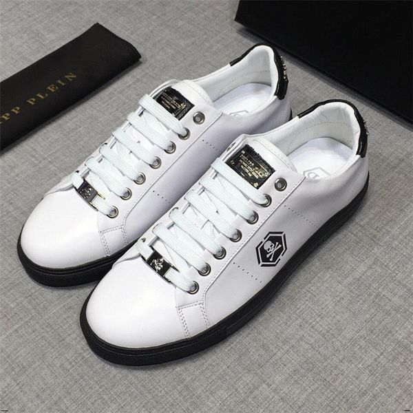 20fw 2018 new fashion spring men's canvas shoes casual flat bottom breathable light comfortable men's lace student shoes of c, Black
20fw 2018 new fashion spring men's canvas shoes casual flat bottom breathable light comfortable men's lace student shoes of c, Black