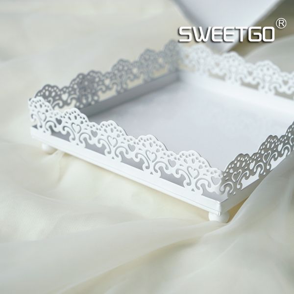 sweetgo квадратного торта лоток 6/8 / 10inch белых железа металлических тортов инструментов высокого качества свадебного стол decoator выпек
sweetgo квадратного торта лоток 6/8 / 10inch белых железа металлических тортов инструментов высокого качества свадебного стол decoator выпек