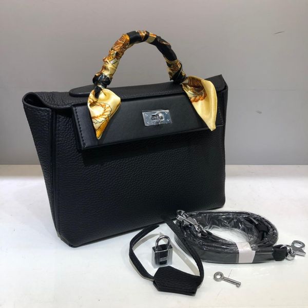 2020 new 22cm 28cm shoulder bag totes fashion women totes genuine leather fashion bags all colors ing
2020 new 22cm 28cm shoulder bag totes fashion women totes genuine leather fashion bags all colors ing