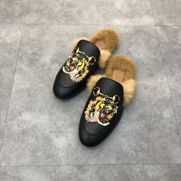 lady casual shoes leather sneaker letters lace-up leisure women shoes fashion new flat canvas shoes large, Black
lady casual shoes leather sneaker letters lace-up leisure women shoes fashion new flat canvas shoes large, Black