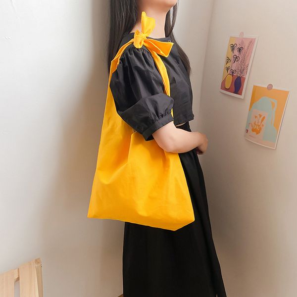 2020 korean version of simple casual wild large capacity shoulder strap adjustable shopping bag style canvas bag
2020 korean version of simple casual wild large capacity shoulder strap adjustable shopping bag style canvas bag