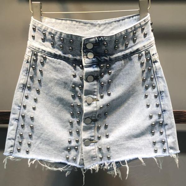rivet denim shorts women 2019 summer new fashion high waist single breasted a-line jeans shorts skirt, White;black
rivet denim shorts women 2019 summer new fashion high waist single breasted a-line jeans shorts skirt, White;black