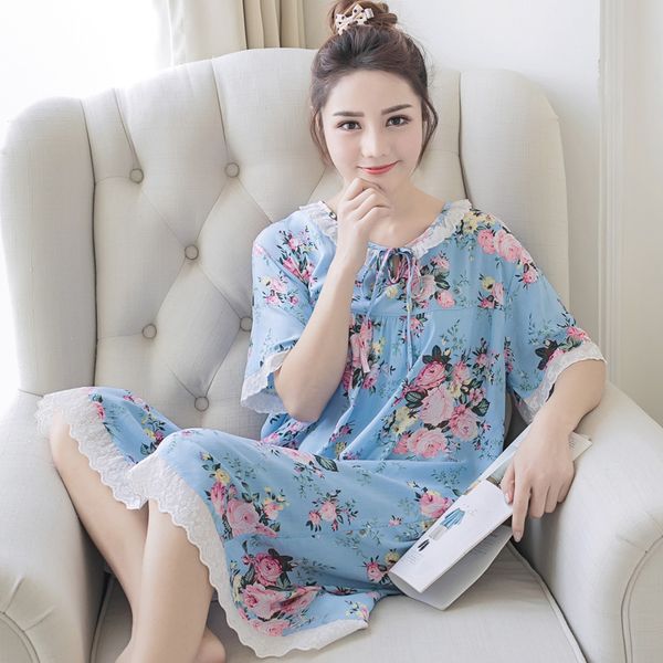 summer vintage nightgowns o-neck ladies dresses princess lace collar sleepwear floral home dress comfortable nightdress, Black;red
summer vintage nightgowns o-neck ladies dresses princess lace collar sleepwear floral home dress comfortable nightdress, Black;red