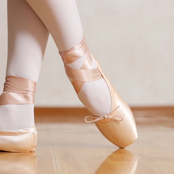 children satin dance shoes canvas beginner hard sole female toe shoes performance training straps ballet shoe high quality
children satin dance shoes canvas beginner hard sole female toe shoes performance training straps ballet shoe high quality