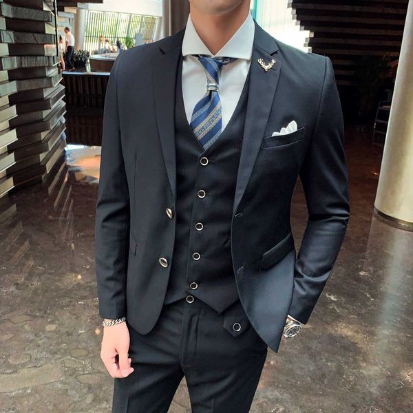 menne men's suit gentleman english solid color two-grain button suit three-piece set male korean version of the trim, White;black
menne men's suit gentleman english solid color two-grain button suit three-piece set male korean version of the trim, White;black