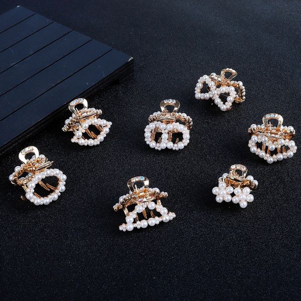 1pc luxury rhinestone pearls metal geometric hairpins crab hair butterfly hair clips for girl styling accessories headwear
1pc luxury rhinestone pearls metal geometric hairpins crab hair butterfly hair clips for girl styling accessories headwear