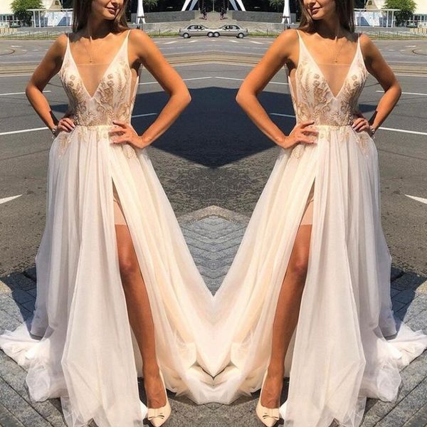 deep v neck side split a line robes de soirée lace tulle sweep train prom party gowns, Black
deep v neck side split a line robes de soirée lace tulle sweep train prom party gowns, Black