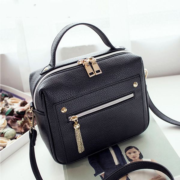 2018 new tassel fashion pu leather solid women handbags ale ladies shopping bag casual shoulder messenger crossbody bags
2018 new tassel fashion pu leather solid women handbags ale ladies shopping bag casual shoulder messenger crossbody bags