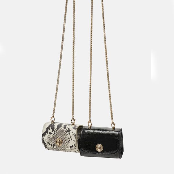 2019 new fashion women small square bag snake pattern shoulder bag chain mini messenger bags hasp chest bags evening clutch
2019 new fashion women small square bag snake pattern shoulder bag chain mini messenger bags hasp chest bags evening clutch