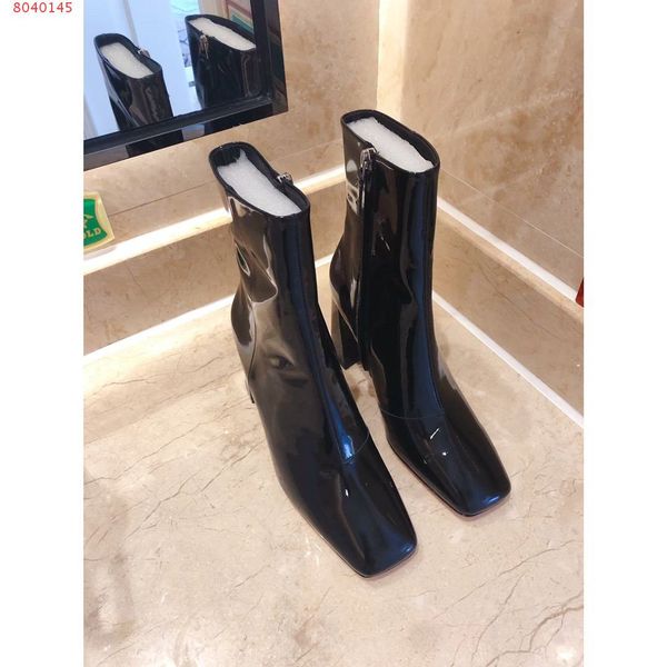 2019 new designer luxury plush half boots australia leather fashion women/men black genuine leather ing
2019 new designer luxury plush half boots australia leather fashion women/men black genuine leather ing