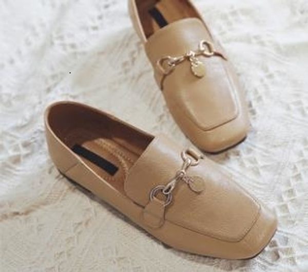 0807 cqc33 popular womens fashion comfortable shoes style ladies flat shoes soft soles shoes with box, Red;white
0807 cqc33 popular womens fashion comfortable shoes style ladies flat shoes soft soles shoes with box, Red;white