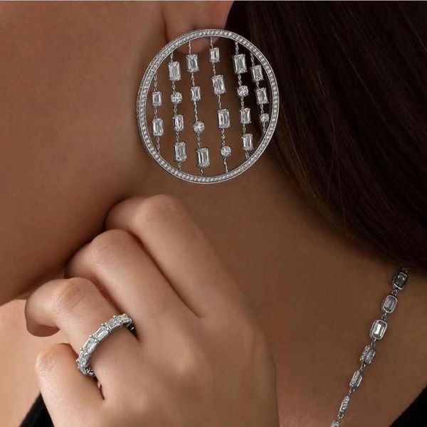 stud hibride fashion cubic zirconia brilliant elegand circle round big earrings for women earring jewelry e-534, Golden;silver
stud hibride fashion cubic zirconia brilliant elegand circle round big earrings for women earring jewelry e-534, Golden;silver