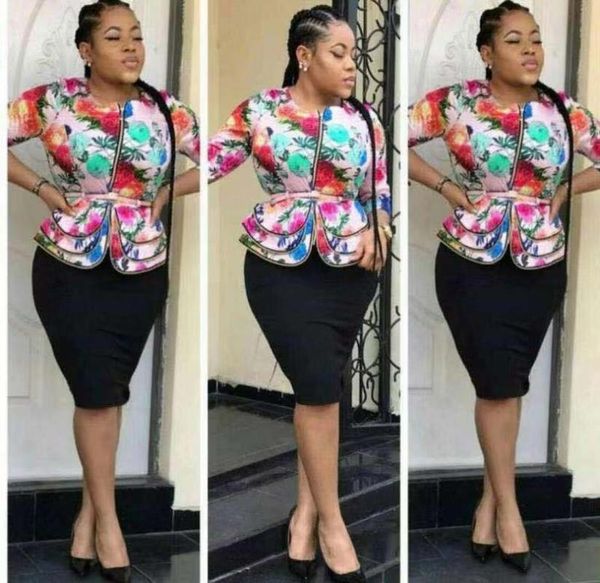 2020 summer and autumn elegent fashion style african women priting polyester plus size two piece sets and skirt l-4xl, Red
2020 summer and autumn elegent fashion style african women priting polyester plus size two piece sets and skirt l-4xl, Red