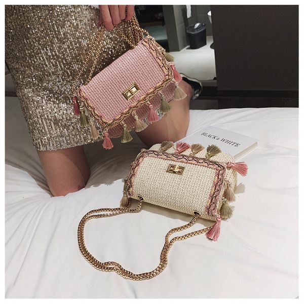 2019 new wave korean version of the wild messenger bag fairy straw bag tassel fashion small square bag
2019 new wave korean version of the wild messenger bag fairy straw bag tassel fashion small square bag