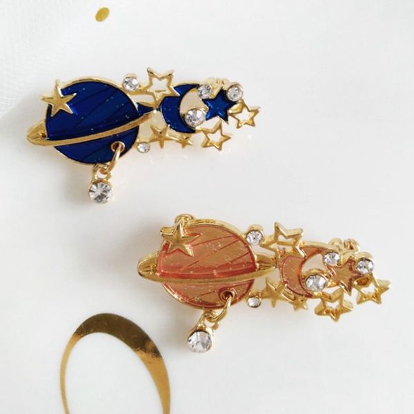 fashionable beauty baitao planetary system accessories sweet girls wear ornamental personality street brooches, Golden;white
fashionable beauty baitao planetary system accessories sweet girls wear ornamental personality street brooches, Golden;white