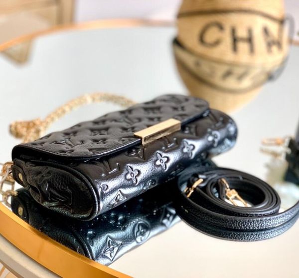 2020 fashion classic ladies retro embossed underarm bag single shoulder bag chain bag
2020 fashion classic ladies retro embossed underarm bag single shoulder bag chain bag