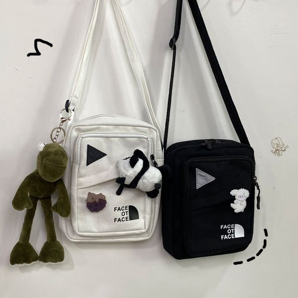 2020 new mobile phone summer small bag female student japanese port style tooling canvas bag korean wild ins messenger male
2020 new mobile phone summer small bag female student japanese port style tooling canvas bag korean wild ins messenger male