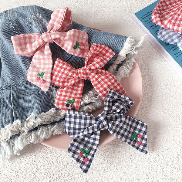 2pcs/lot spring summer new embroidered fruit bow pattern children versatile press hair clip hair accessories baby headbands, Slivery;white
2pcs/lot spring summer new embroidered fruit bow pattern children versatile press hair clip hair accessories baby headbands, Slivery;white