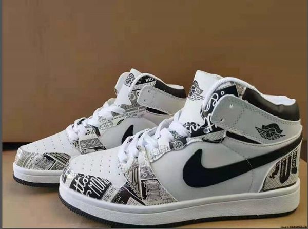 new new classic forces classical all high and low one white black men women sports running shoes forcing skate sneakers
new new classic forces classical all high and low one white black men women sports running shoes forcing skate sneakers