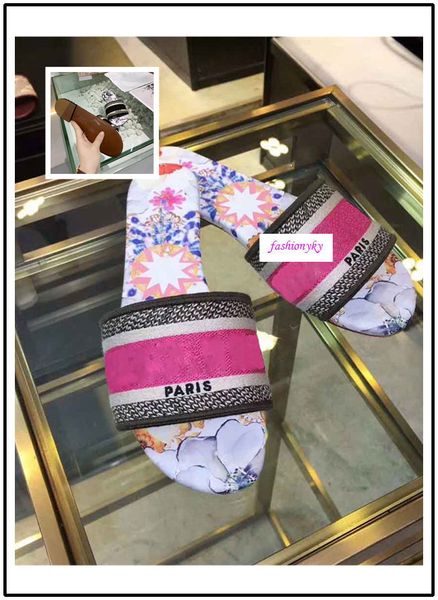 new dazzle flowers women sandals designer slippers flip flops striped beach causal shoes embroidery sandal, Black 
new dazzle flowers women sandals designer slippers flip flops striped beach causal shoes embroidery sandal, Black