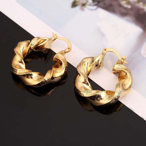 dubai gold color ethiopian hoop earrings african simple style for israel sudan women jewelry, Golden;silver
dubai gold color ethiopian hoop earrings african simple style for israel sudan women jewelry, Golden;silver