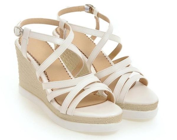 2019 women's sandals in summer with new style high heel slope heel thick bottom waterproof table, Black
2019 women's sandals in summer with new style high heel slope heel thick bottom waterproof table, Black