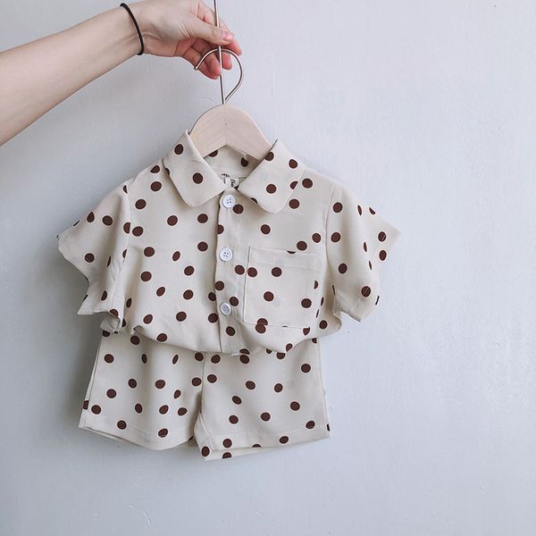 2020 summer boy clothing sets japanese korean polka dot chiffon casual clothing sets for boys pure short sleeve t shirt + shorts, White
2020 summer boy clothing sets japanese korean polka dot chiffon casual clothing sets for boys pure short sleeve t shirt + shorts, White