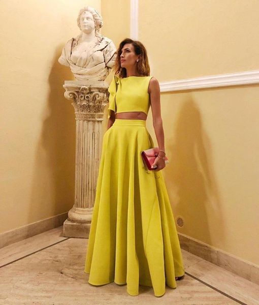 casual women crop and skirt elegant women long maxi skirt matching set empire sleeveless two piece set, White
casual women crop and skirt elegant women long maxi skirt matching set empire sleeveless two piece set, White