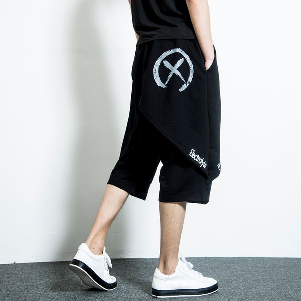 guochao hip hop nightclub stage wear men's low-cut trousers skirt fake two pieces of harlan hair stylist cropped trousers, White;black
guochao hip hop nightclub stage wear men's low-cut trousers skirt fake two pieces of harlan hair stylist cropped trousers, White;black