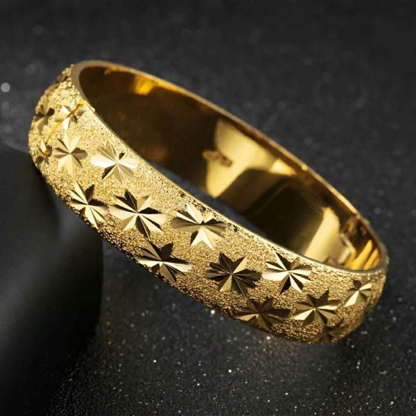 15mm thick bangle star carved jewelry 18k yellow gold filled classic style womens bangle bracelet openable dubai polished accessories, Black
15mm thick bangle star carved jewelry 18k yellow gold filled classic style womens bangle bracelet openable dubai polished accessories, Black