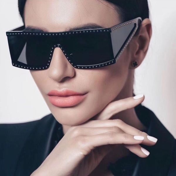 new designer sunglasses big frame women one piece windshield sun glasses fashion rhinestones frame 4 colors designer cool goggles, White;black
new designer sunglasses big frame women one piece windshield sun glasses fashion rhinestones frame 4 colors designer cool goggles, White;black