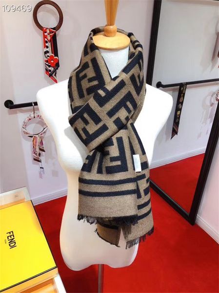 New de igner men women autumn winter wool carf oft lamé thick and warm carf luxury long cla ic printed hawl whole ale, Black;white
New de igner men women autumn winter wool carf oft lamé thick and warm carf luxury long cla ic printed hawl whole ale, Black;white