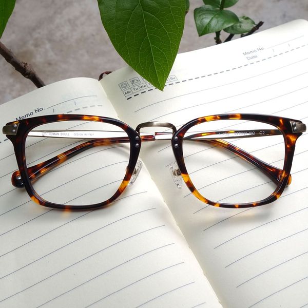 rectangle retro vintage optical prescription glasses frame eyewear glass women and men medium size tortoise, Silver 
rectangle retro vintage optical prescription glasses frame eyewear glass women and men medium size tortoise, Silver