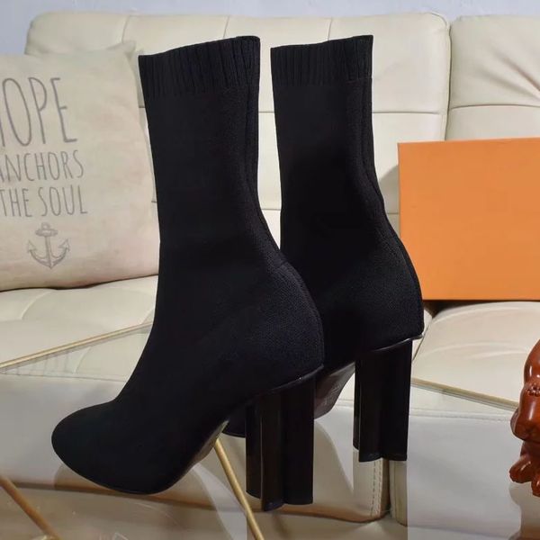 fashion designer women boots star trail lace-up ankle boots with heavy-duty soles leisure lady boots by toy99 lwx2005, Black;grey
fashion designer women boots star trail lace-up ankle boots with heavy-duty soles leisure lady boots by toy99 lwx2005, Black;grey